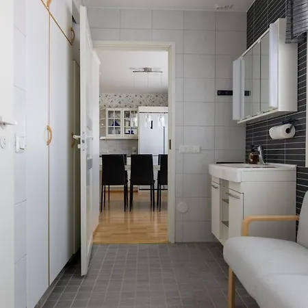 Vakantiehuis Aleksanteri, A Spacious Detached House In Lapland *